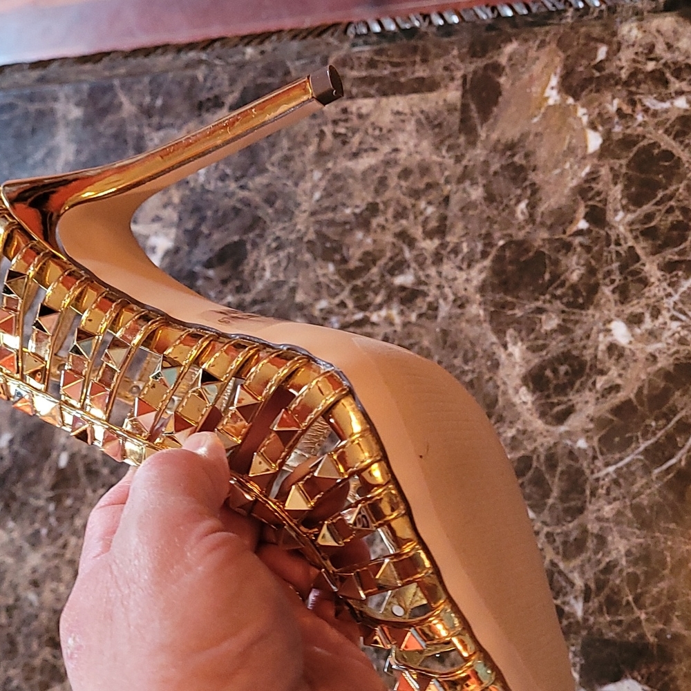 Shoes - Picture 3 of 3